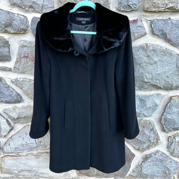 Albert Nipon Jackets & Blazers - Albert Nipon Black Wool Faux Fur Collar Dress Coat Size 10